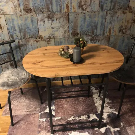 Apartman 84 Stan Na Dan Διαμέρισμα *