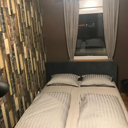 Apartman 84 Stan Na Dan Διαμέρισμα *